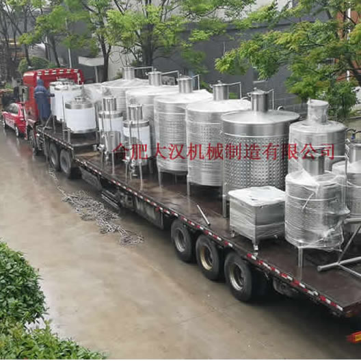 <b>不锈钢储酒罐 不锈钢酒罐 储存罐 搅拌罐 发酵罐</b>
